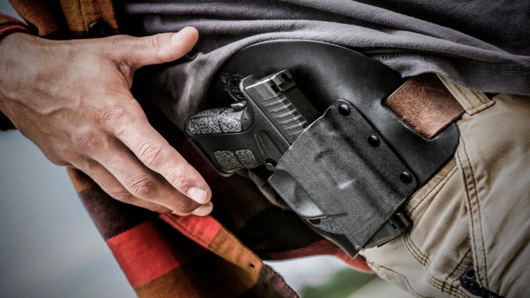 How to Choose a Holster for your Low-Profile Needs?