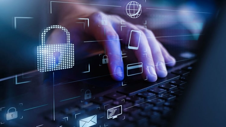 What are the top tips to be followed by the organizations in terms of improving mobile application security?