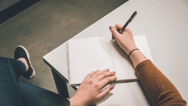 5 Ways to Improve Your IELTS Writing Skills: A step-by-step Guide