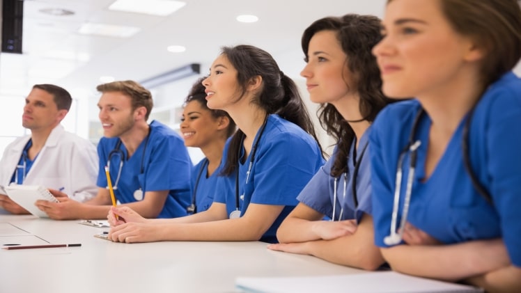 9 Ways To Be a Good Nurse Team Member