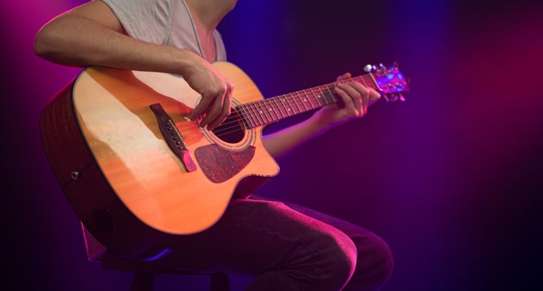 Picking The Right Guitar For Beginners