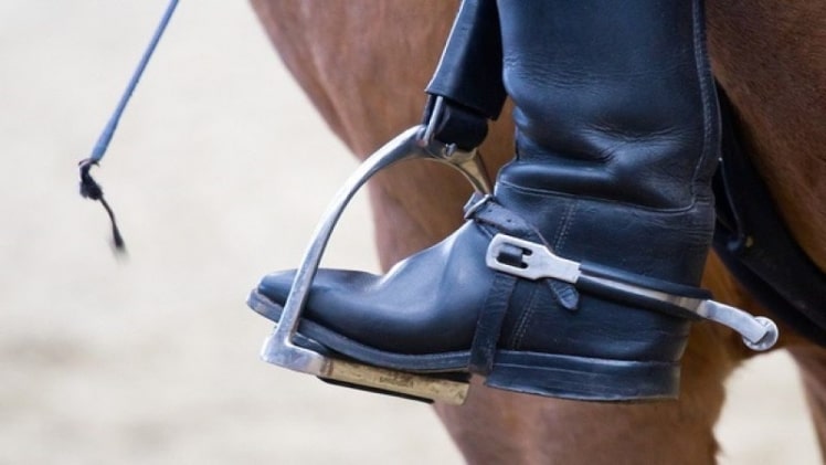 What riding stirrups suit me best?