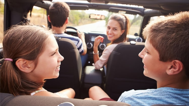 4 Great In-Car Games for Family Travel