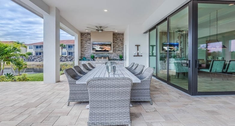 Travertine Pros and Cons for Modern Homes