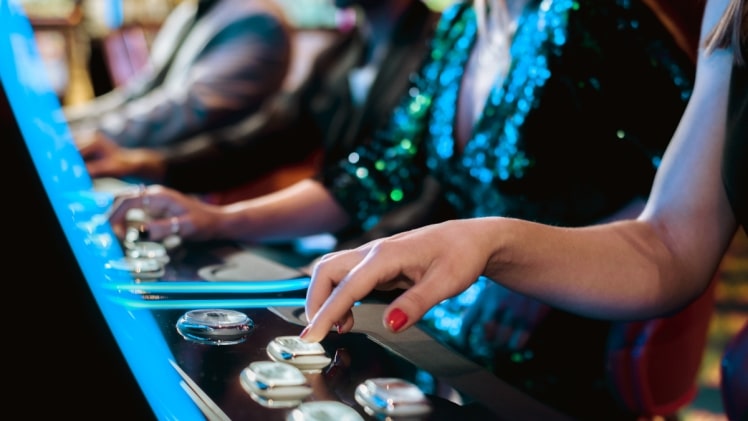 Tips for Playing Online Slots