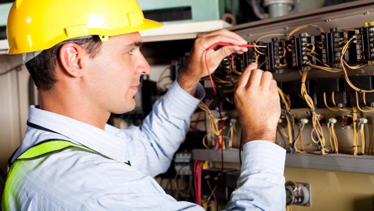 How to Find an Electrician in Mississauga