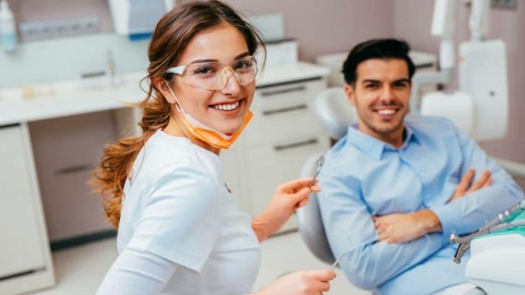 Understanding the Role and Responsibilities of a General Dentist